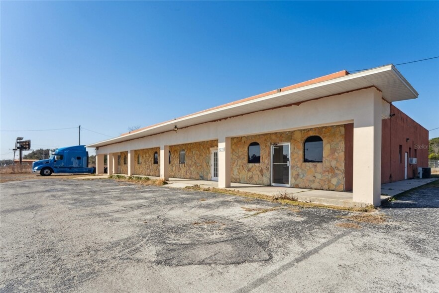 Primary Photo Of 5273 Treiman Blvd, Dade City Freestanding For Sale