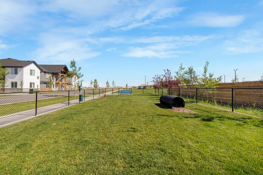 More Photos Of 201 E Ross Ave, Driggs Multifamily For Sale