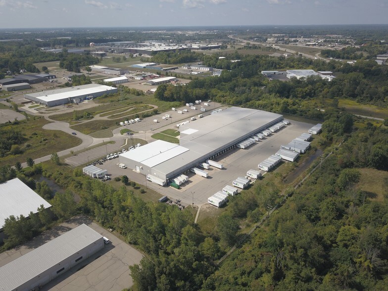 More Photos Of 2612 Kersten Ct, Kalamazoo Warehouse For Lease