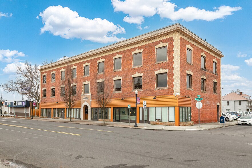 More Photos Of 1717 W Broadway Ave, Spokane Office For Sale