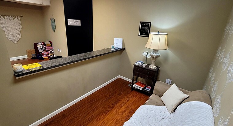 More Photos Of 201 N Main St, Farmville Office For Lease