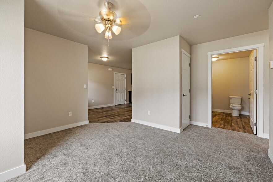 More Photos Of 4815 5th St, Rapid City Apartments For Sale
