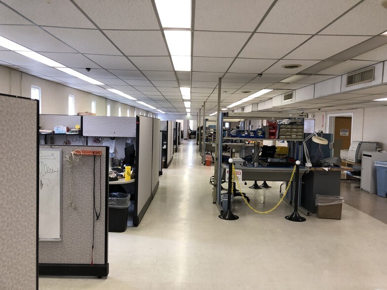 More Photos Of 6540 E Apache St, Tulsa Warehouse For Sale