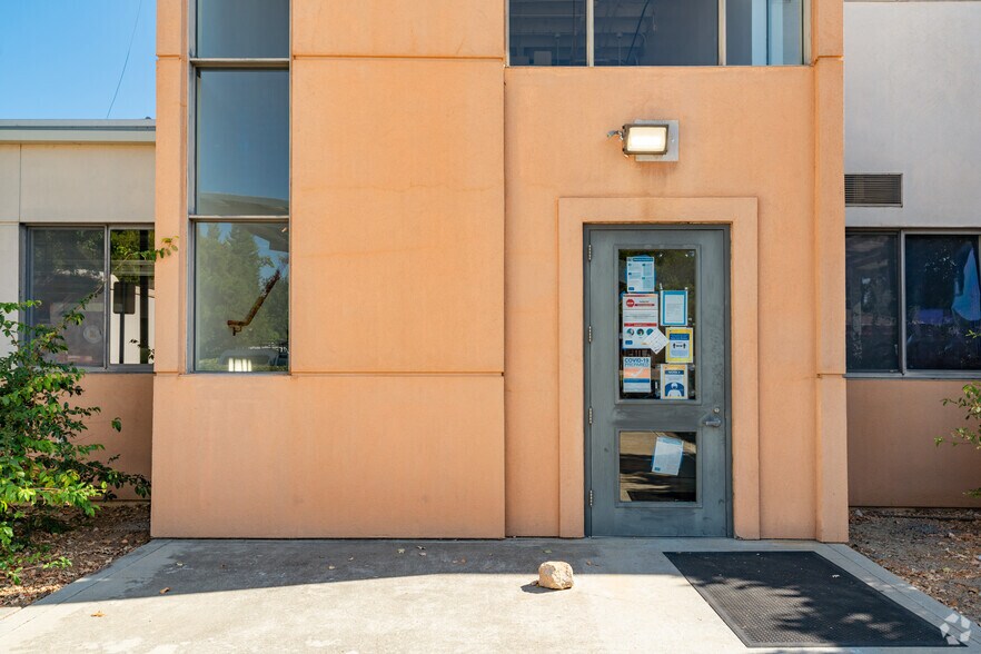 More Photos Of 345 Middlefield Rd, Menlo Park Office For Sale