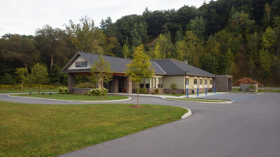 More Photos Of 7237 Route 7, Pownal Medical For Sale