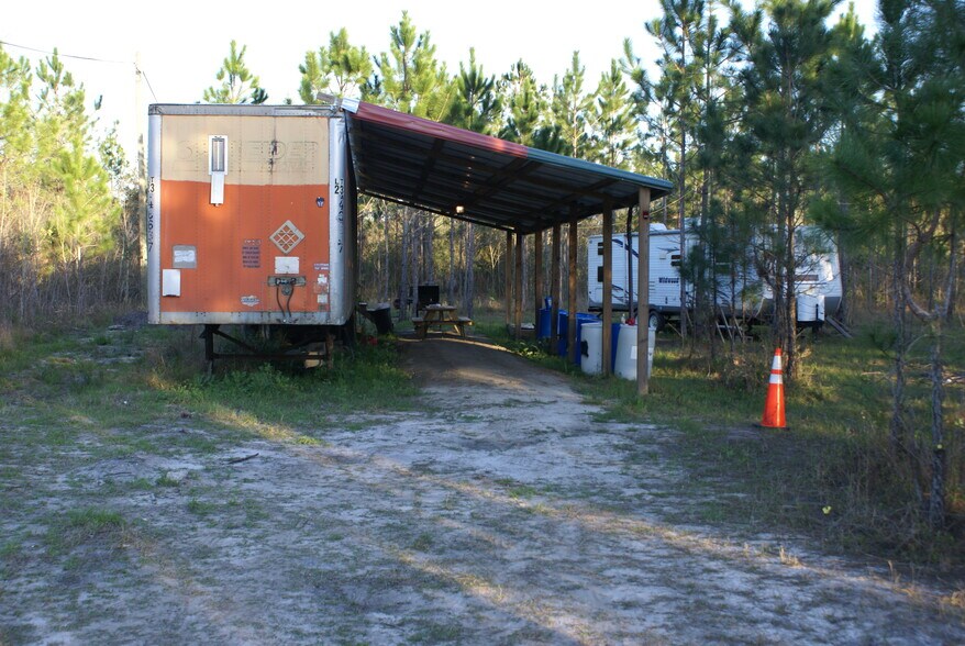 Primary Photo Of 7705 US Highway 301, Jacksonville Land For Sale