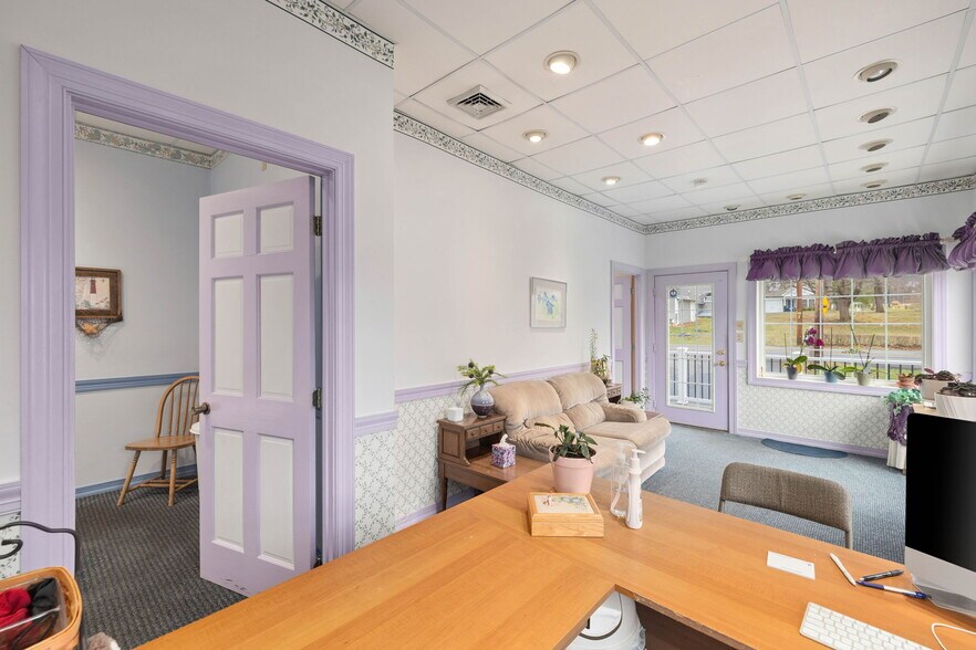 More Photos Of 1002 Bloom Rd, Danville Specialty For Lease