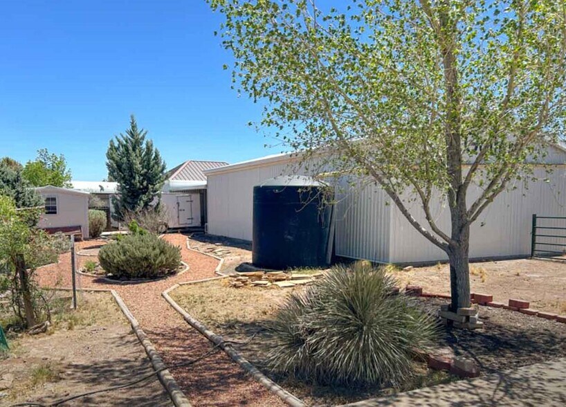 More Photos Of 301 E Calvary Rd, Fort Davis Specialty For Sale