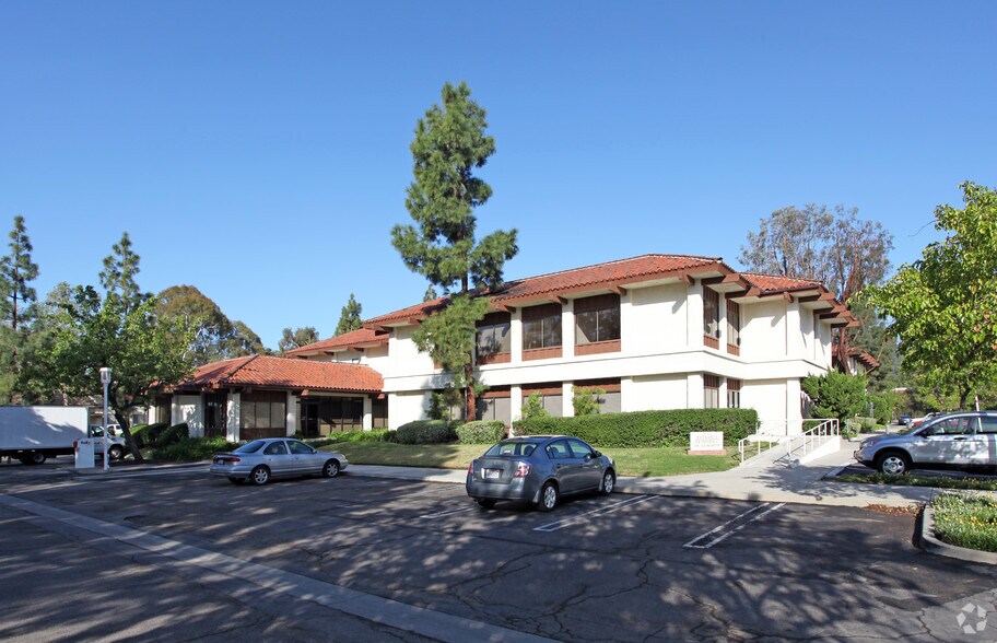 Primary Photo Of 660 Hampshire Rd, Westlake Village Office For Sale