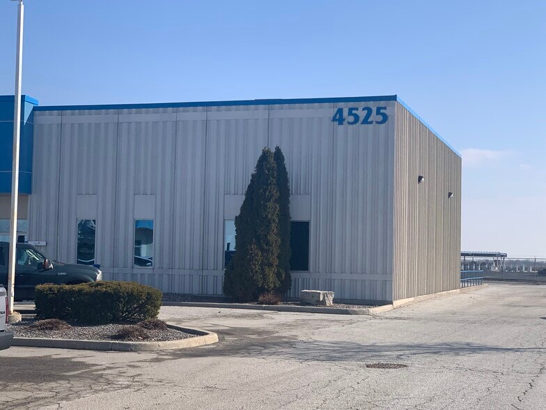 More Photos Of 4525 Rhodes Dr, Windsor Light Distribution For Lease