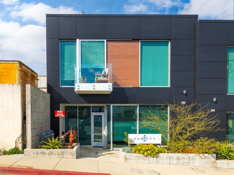 More Photos Of 123 Nevada Street, El Segundo Loft Creative Space For Lease