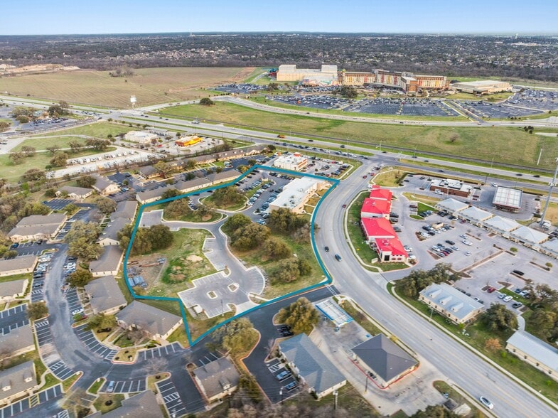 More Photos Of 2980 Joe Dimaggio Blvd, Round Rock Storefront For Sale