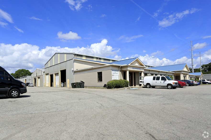 Primary Photo Of 62 Brigade St, Charleston Warehouse For Lease