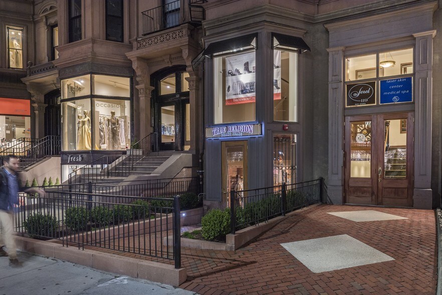 More Photos Of 119 Newbury St, Boston Storefront Retail Office For Lease