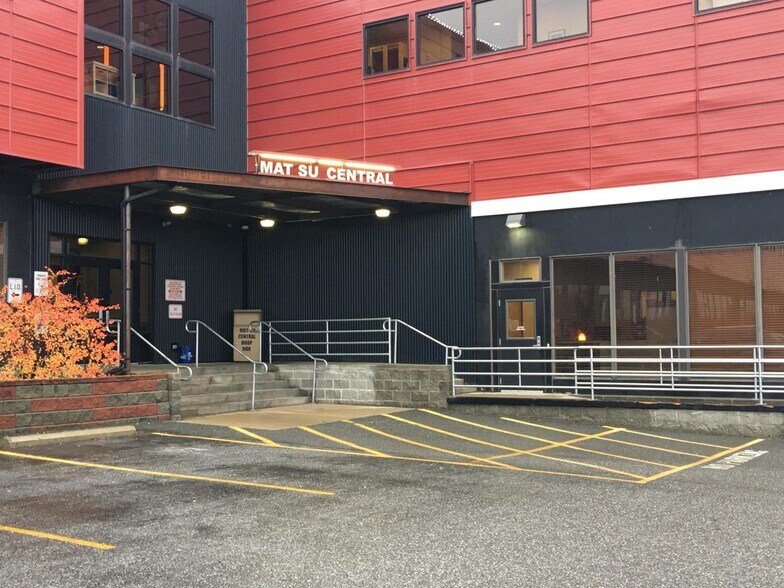 More Photos Of 600 E Railroad Ave, Wasilla Office For Sale