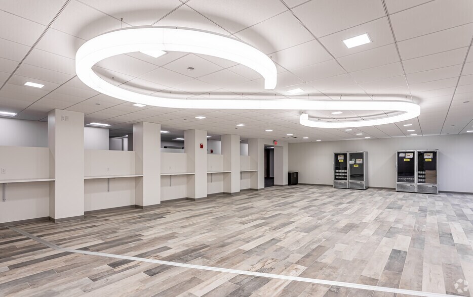 More Photos Of 200 Great Pond Dr, Windsor Office For Lease