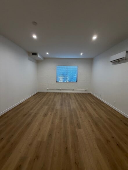 More Photos Of 444 N Larchmont Blvd, Los Angeles Office For Lease