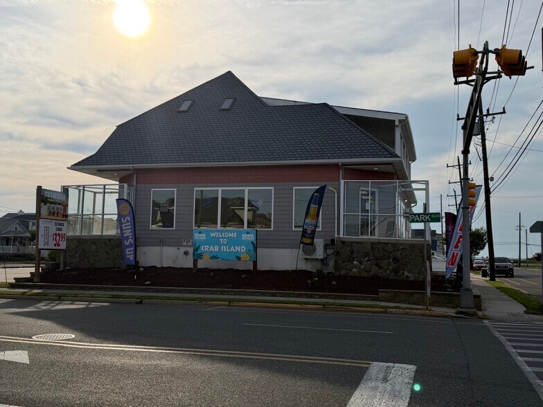 More Photos Of 2600 Park Blvd, Wildwood Storefront Retail Residential For Sale