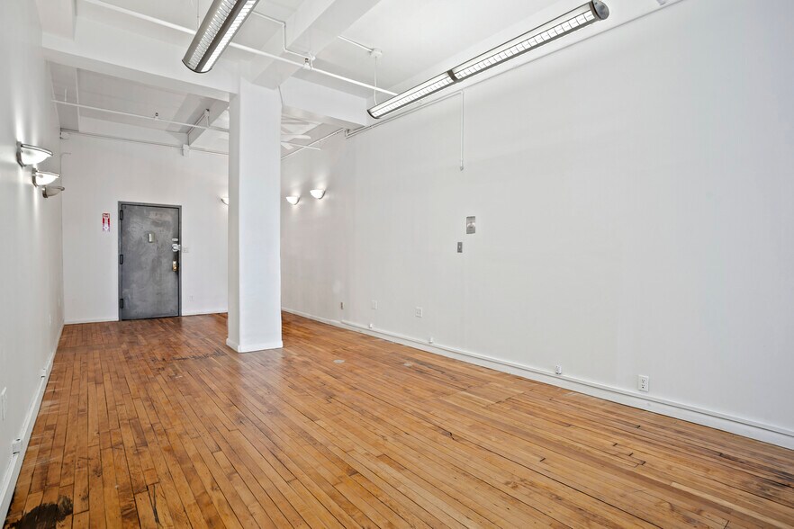 More Photos Of 134 W 26th St, New York Loft Creative Space For Sale