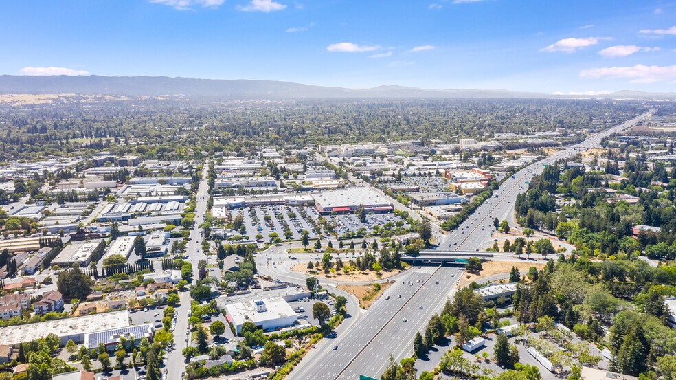 More Photos Of 1030 N Rengstorff Ave, Mountain View Unknown For Lease