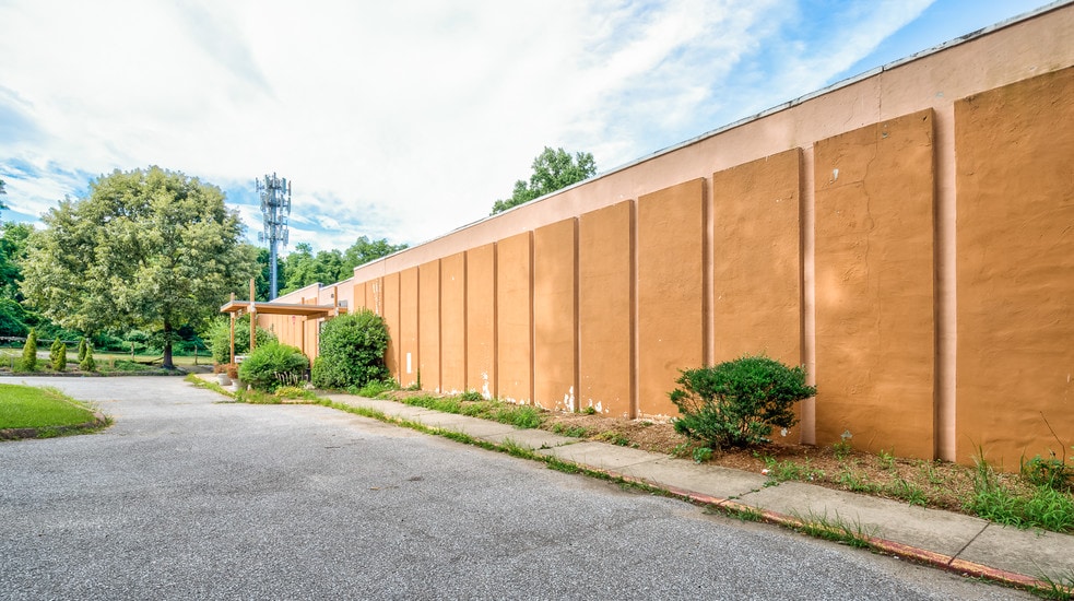 More Photos Of 10 Pythian Dr, Edgewater Lodge Meeting Hall For Sale
