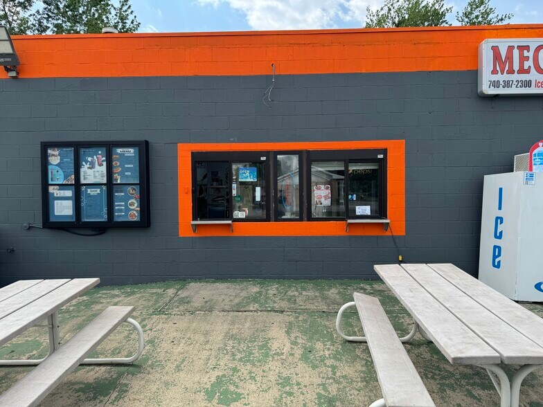 More Photos Of 411 E Fairground St, Marion Convenience Store For Sale