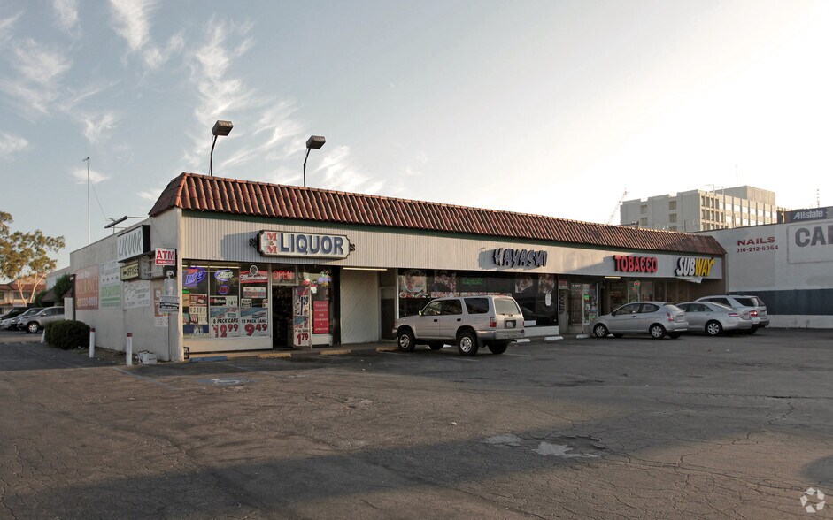 More Photos Of 800 W Carson St, Torrance Unknown For Lease