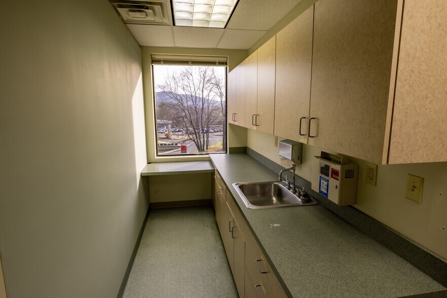 More Photos Of 77 Hospital Ave, North Adams Medical For Sale