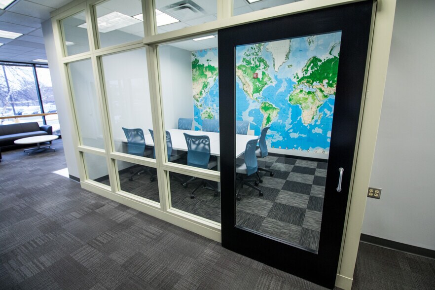 More Photos Of 8401 Corporate Dr, Landover Office For Lease