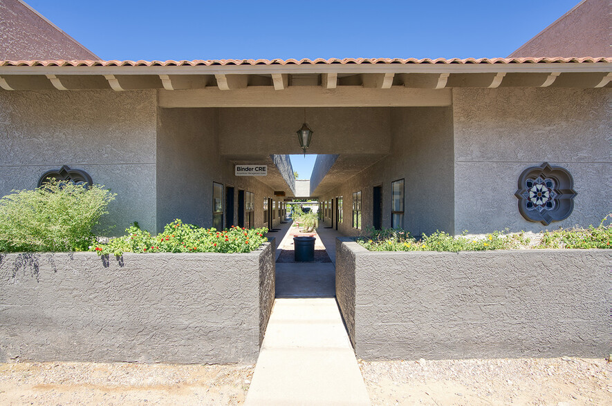 Primary Photo Of 1050 E University Dr, Mesa Office For Lease