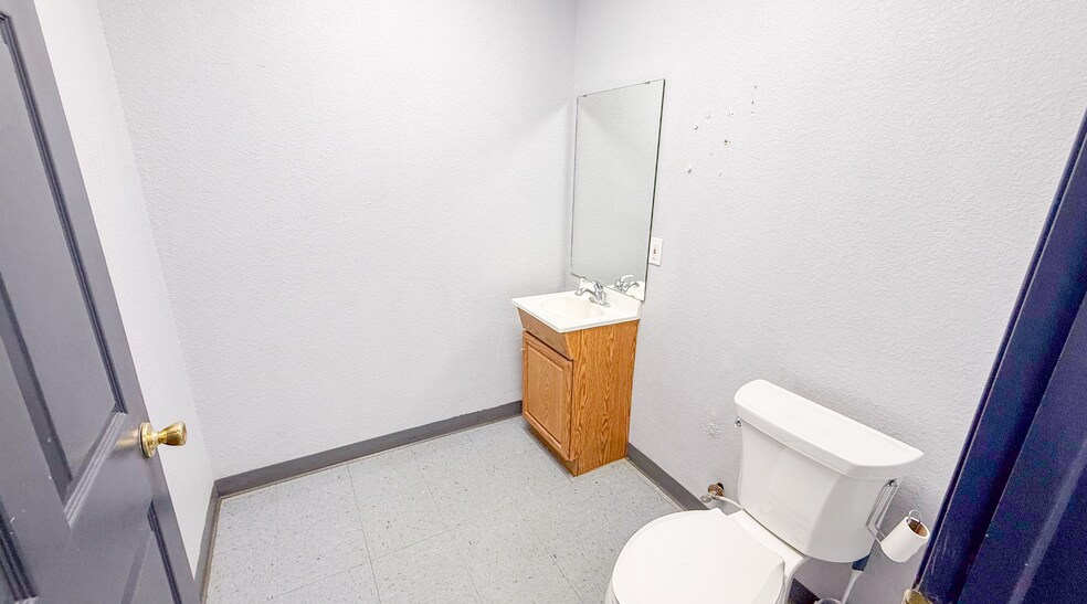 More Photos Of 3611 E State Highway 158, Midland Unknown For Lease