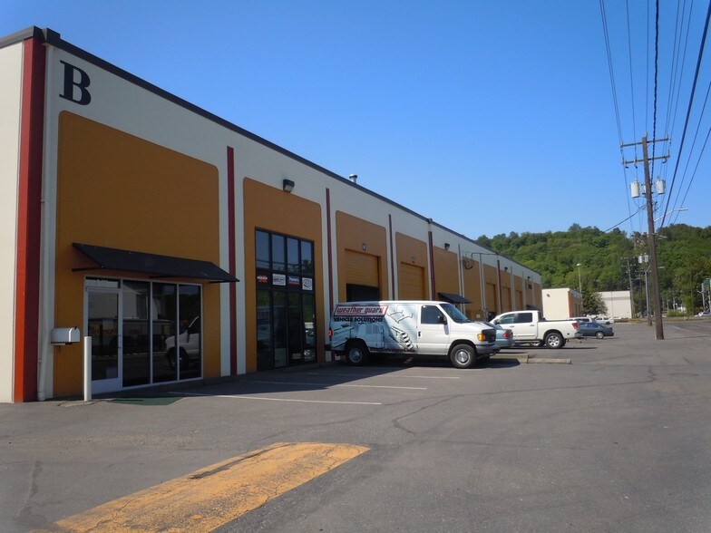 More Photos Of 7900-7936 Occidental Ave S, Seattle Warehouse For Lease