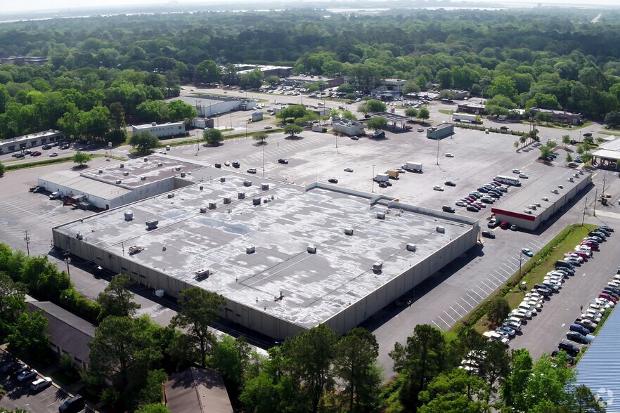 More Photos Of 1610 Sam Rittenberg Blvd, Charleston Unknown For Lease