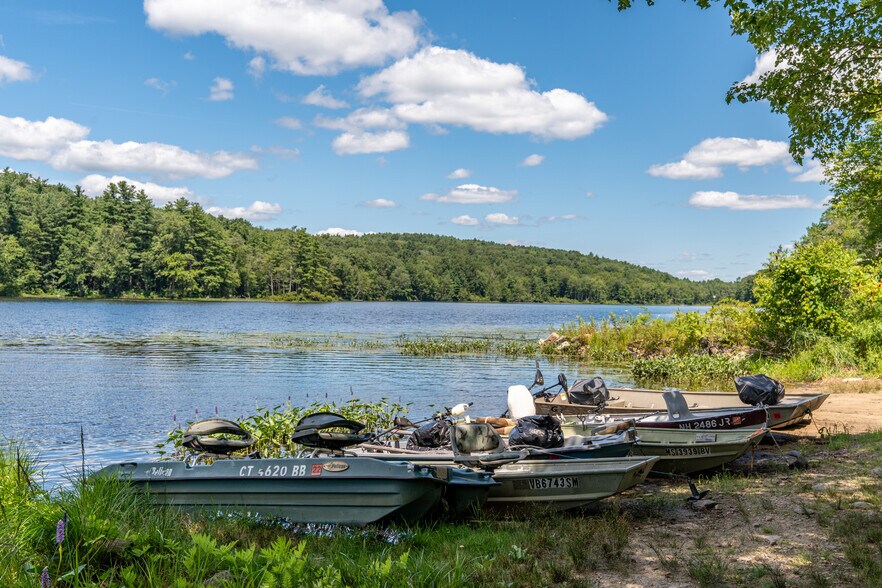 More Photos Of 1379 CT-197, Woodstock Specialty For Sale