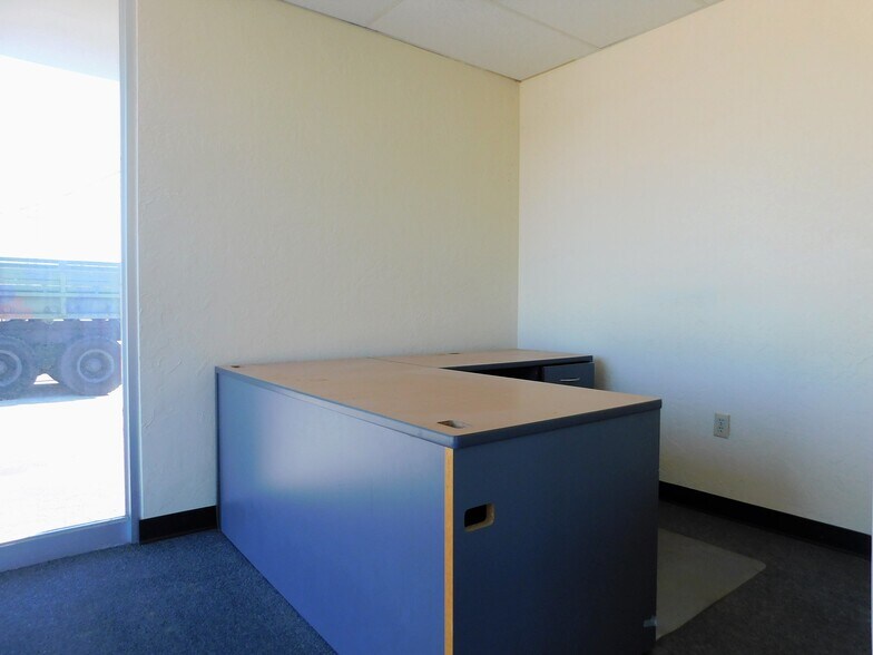 More Photos Of 202 W Gore Blvd, Lawton Auto Dealership For Sale