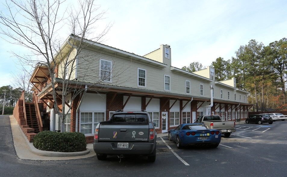 More Photos Of 925 Sanders Rd, Cumming Coworking Space