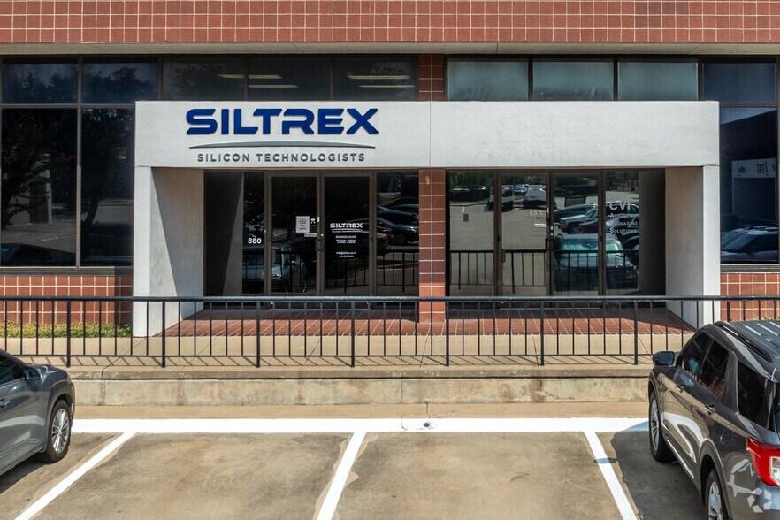 More Photos Of 990 N Bowser Rd, Richardson Light Distribution For Lease