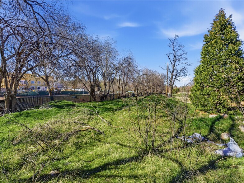 More Photos Of 0 Lakeside Dr, Reno Land For Sale