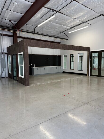 More Photos Of 13224 FL-54 Hwy, Odessa Flex For Lease