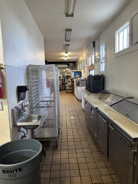 More Photos Of 2320 Belshaw St, Mojave Restaurant For Sale