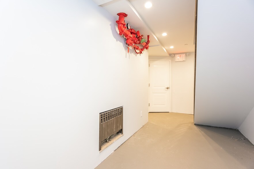 More Photos Of 211 W 252nd St, Bronx Apartments For Sale