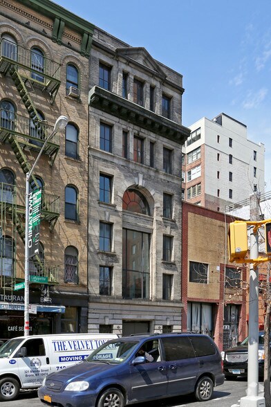 More Photos Of 214 Lafayette St, New York Office Residential For Sale