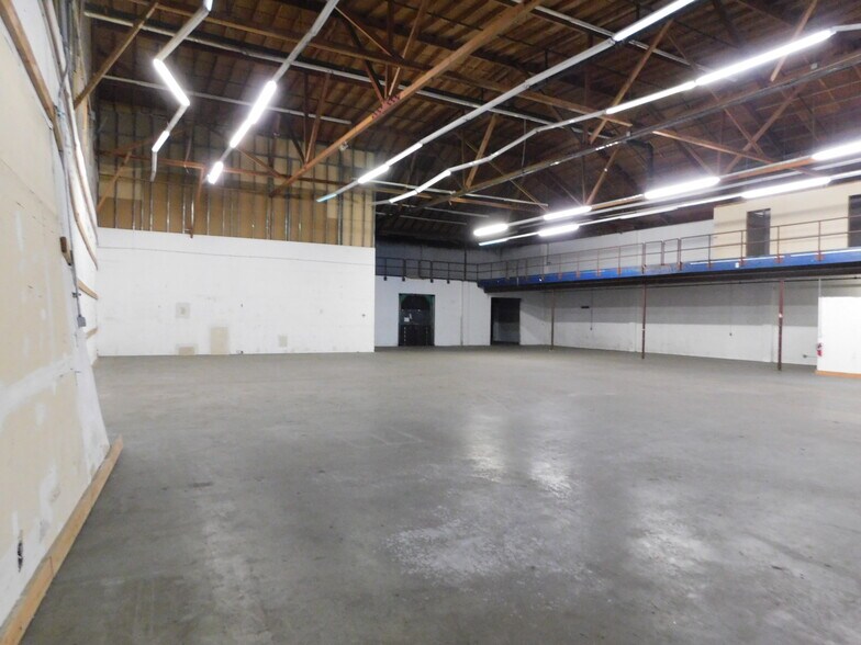 More Photos Of 330 Shaw Rd, South San Francisco Industrial For Lease