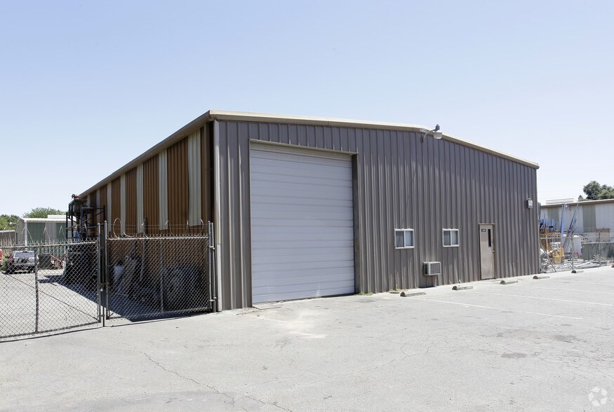 More Photos Of 2218 Rice Ave, West Sacramento Warehouse For Lease
