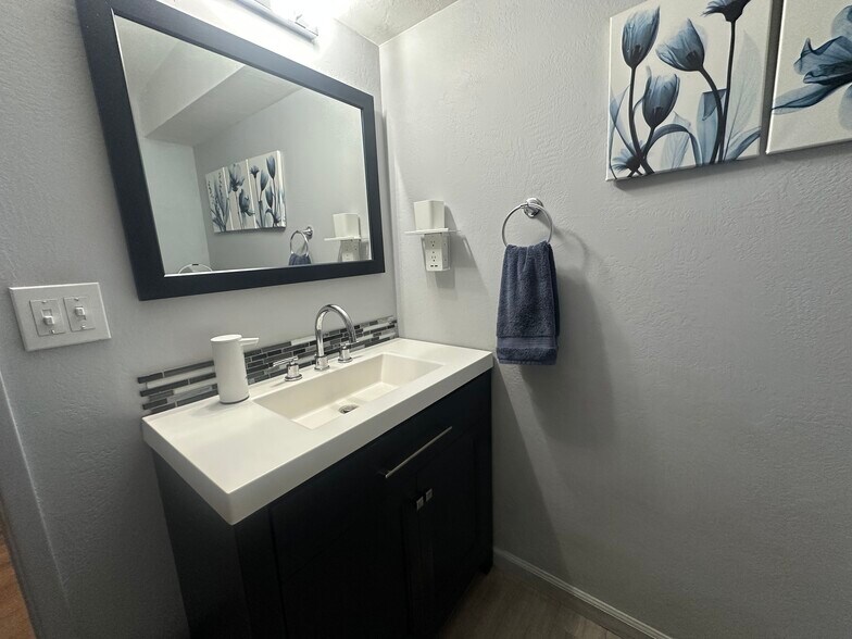 More Photos Of 2344 Conestoga Dr, Carson City Auto Repair For Sale