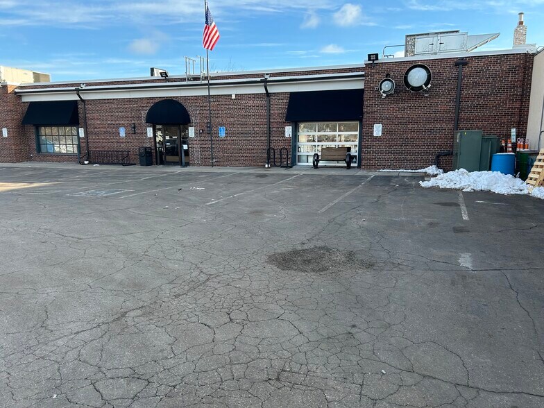 More Photos Of 4165 W Broadway Ave, Robbinsdale Restaurant For Sale