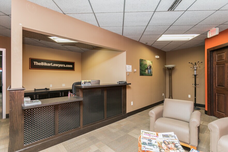 More Photos Of 425 2nd St SE, Cedar Rapids Office For Sale