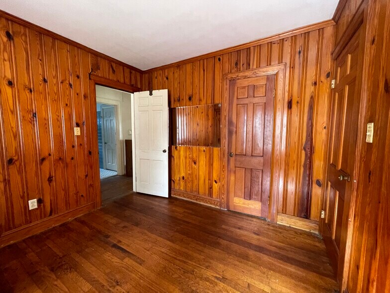 More Photos Of 1810 US Highway 17, Williamston Flex For Sale