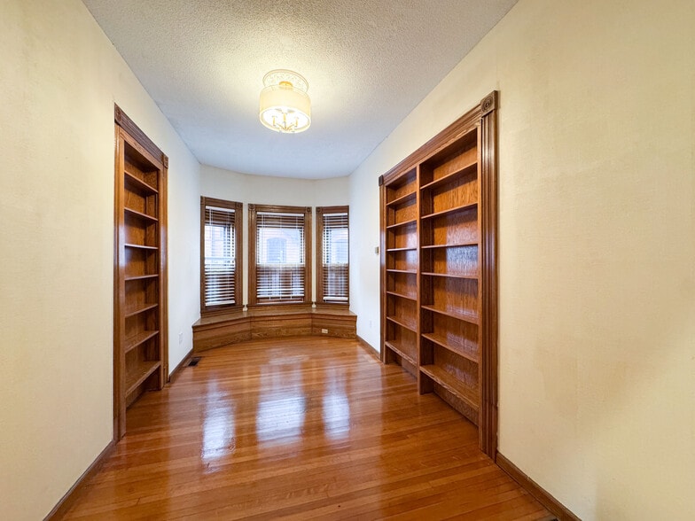 More Photos Of 79 Trumbull St, New Haven Apartments For Sale