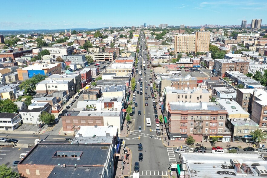 More Photos Of 5806-5810 Bergenline Ave, West New York Unknown For Lease